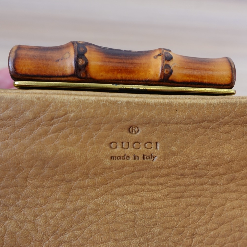 Vintage GUCCI Coin Purse Tan Bamboo Clasp Italian Pebbled Leather Wallet Pouch - Picture 7 of 14